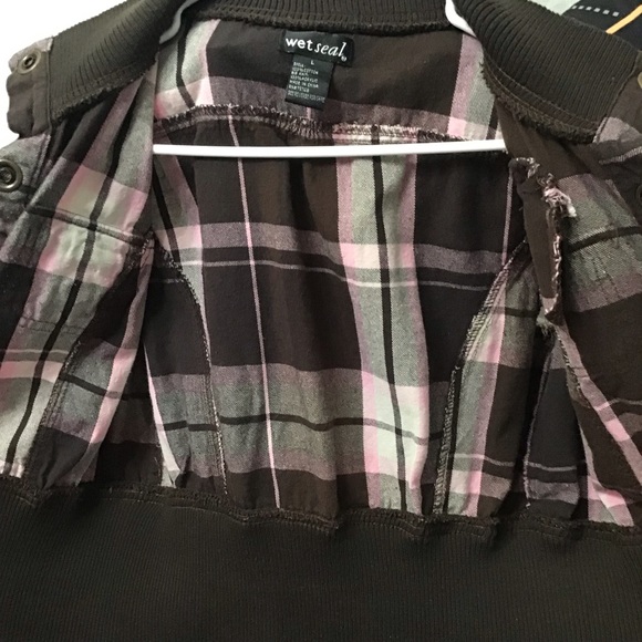 Plaid Vest size juniors large destroyed Chic Cute - Picture 4 of 8